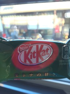 matcha kit-kat! so green but so good!