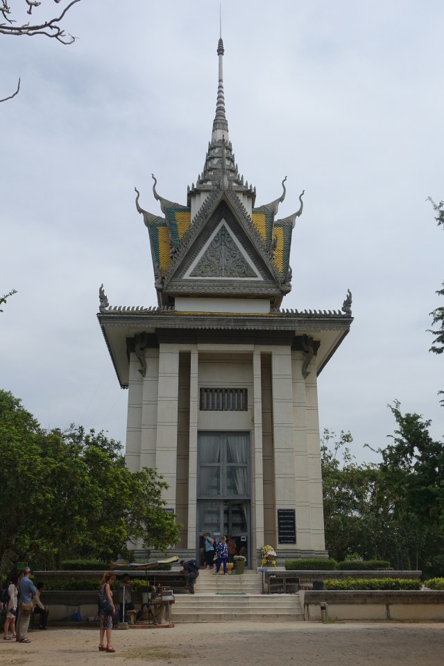choeung ek genocidal center memorial