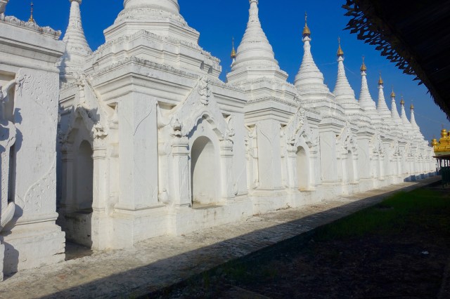 kuthodaw pagoda
