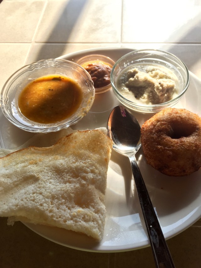 sambar, chutney, dosa, vadai