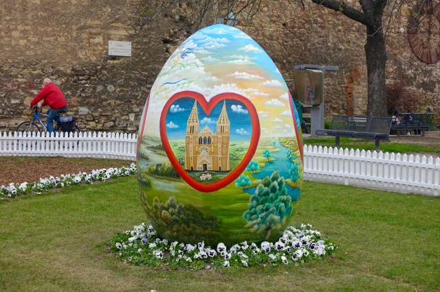 zagreb easter egg