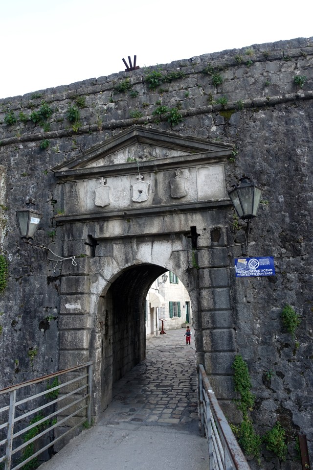 gate at stone bridge