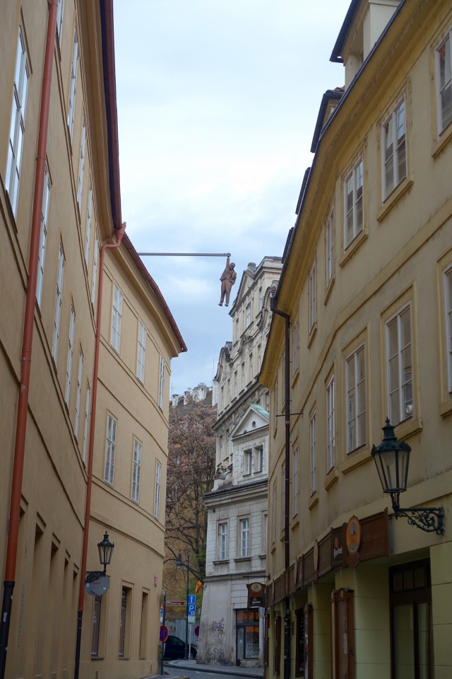 totally random street - 'hanging man' (and, it's sigmund freud)