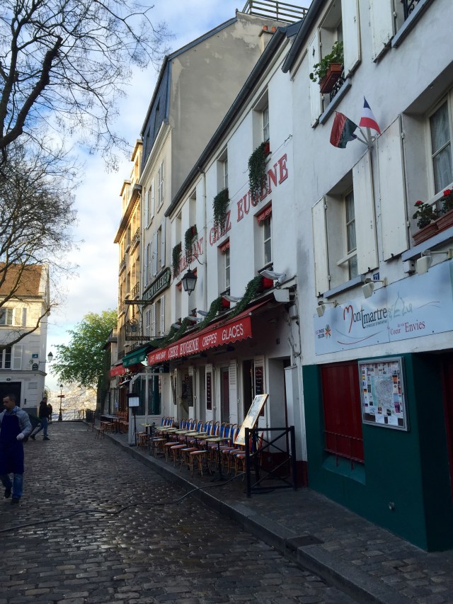 Montmarte cafe