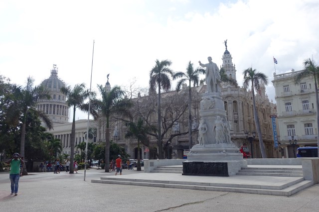 José Martí statue.. we got kicked off of here by Cuban authorities😬