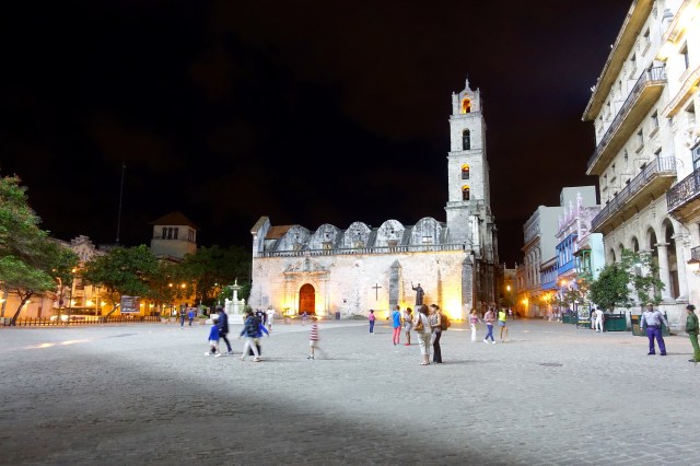 San Francisco Square - Basilica Menor de San Francisco de Asis